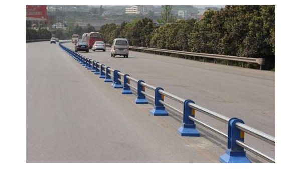 道路不銹鋼護欄